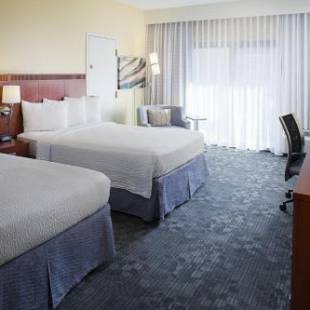 Фотографии гостиницы 
            Courtyard by Marriott Memphis Airport