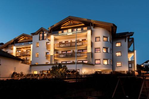 Фотография гостиницы Hotel Bergblick