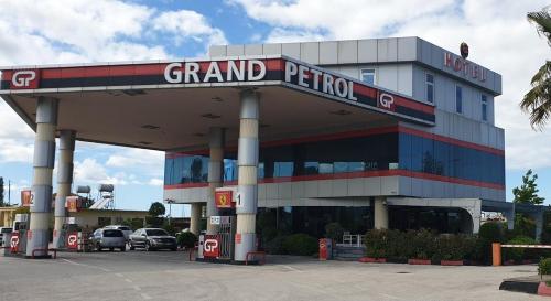 Фотографии гостиницы
Grand Hotel Petrol
