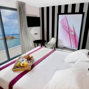 Фотографии гостиницы
Hôtel Spa Valdys La Baie