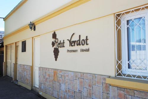 Фотография гостевого дома Hostal Petit Verdot
