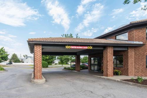 Фотографии гостиницы 
            Comfort Inn Trois-Rivieres