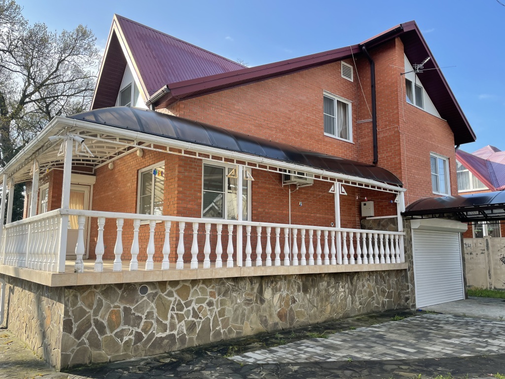 Фотография Коттеджа Частный дом Дом с бассейном у моря