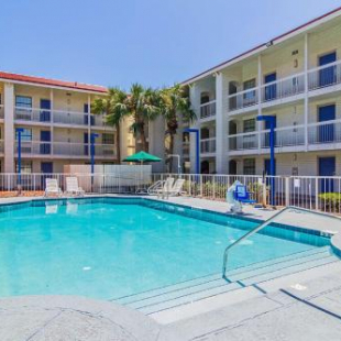 Фотография гостиницы Stayable Suites Jacksonville North