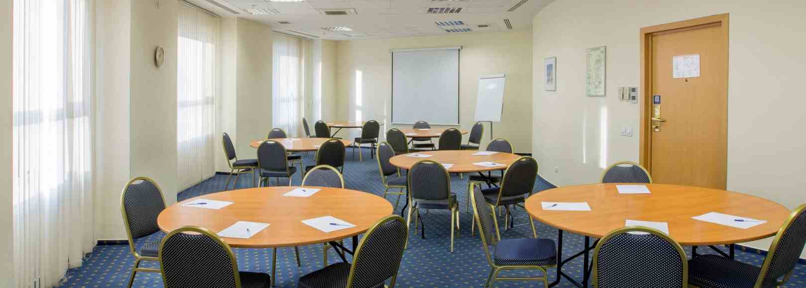 Фотография конференц-зала Washington