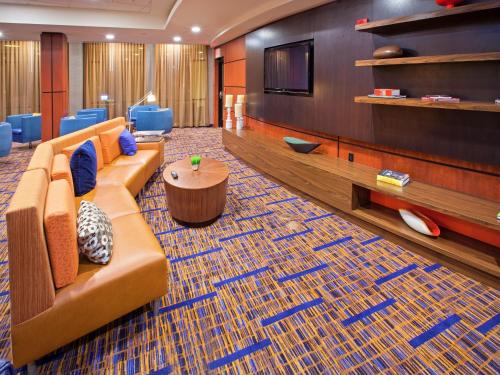 Фотография гостиницы Courtyard Louisville Northeast