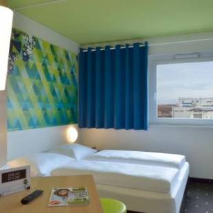 Фотографии гостиницы 
            B&B Hotel Erlangen