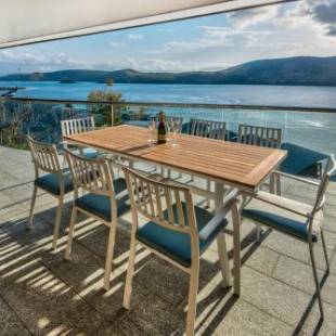 Фотографии гостевого дома
Waves 5 Luxury 3 Bedroom Breathtaking Ocean Views Central Location