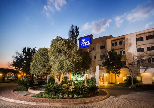 Фотография гостиницы Garden Court Eastgate