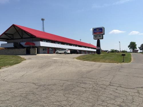 Фотография мотеля Economy Inn Holland