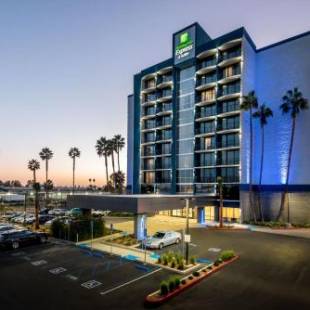 Фотографии гостиницы
Holiday Inn Express & Suites Santa Ana - Orange County, an IHG Hotel