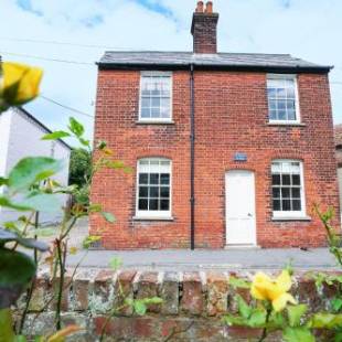 Фотографии гостевого дома 
            Sandpiper Cottage