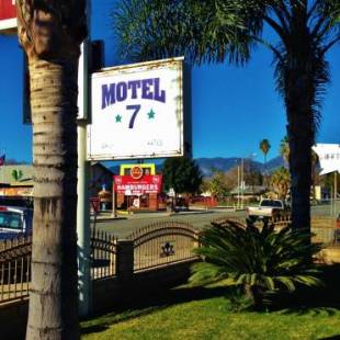 Фотографии мотеля
Downtown Motel 7