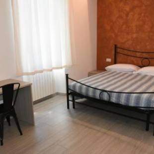 Фотографии мини отеля
Albano Station Rooms