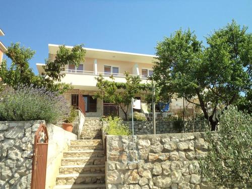 Фотография гостевого дома Apartments by the sea Razanj, Rogoznica - 2100