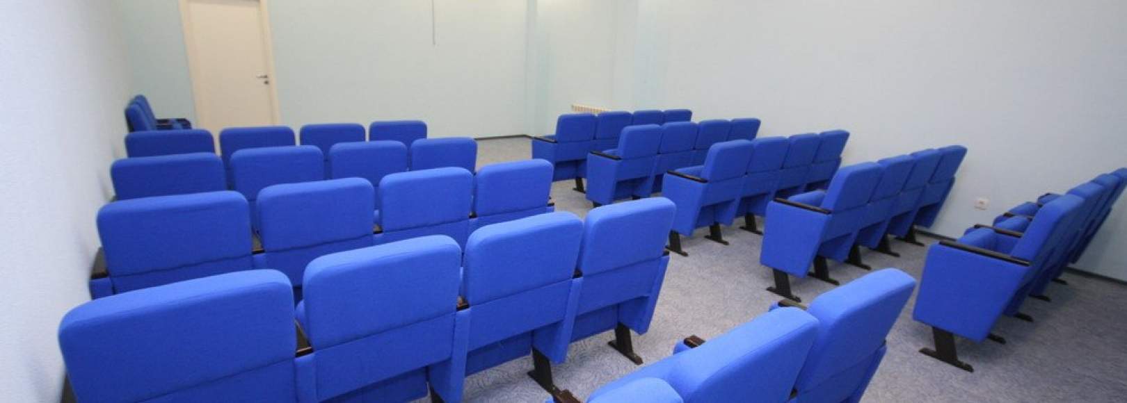 Фотография конференц-зала Синий зал