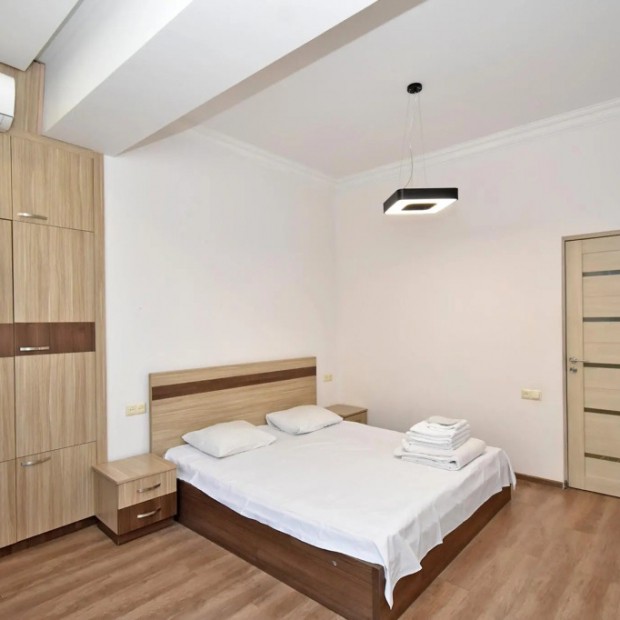 Фотографии квартиры 
            Rent Inn Yerevan (Рент Инн Ереван) на улице Чайковского 34