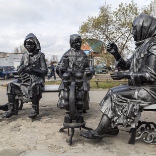 Фотография памятника Памятник рукодельницам