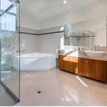 Фотография гостевого дома Cooinda Gardens 6 on Hamilton Island by HamoRent