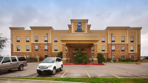 Фотография гостиницы Best Western Bastrop Pines Inn