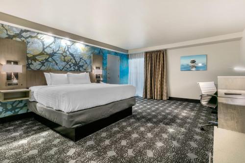 Фотография гостиницы Clarion Inn Murfreesboro