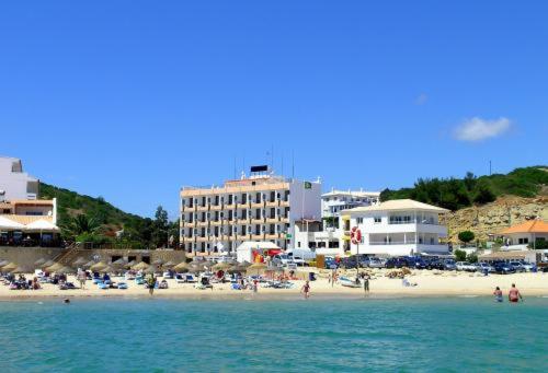 Фотография гостиницы Hotel Residencial Salema