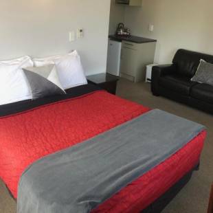 Фотографии мотеля
Absolute Lake View Motel