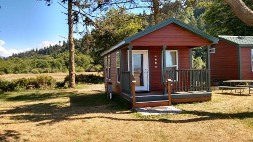 Фотография кемпинга Crescent Beach and RV Park