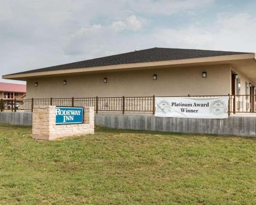 Фотография мотеля Rodeway Inn of Junction
