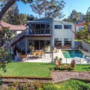 Фотографии мини отеля
The Edgewater Bed & Breakfast