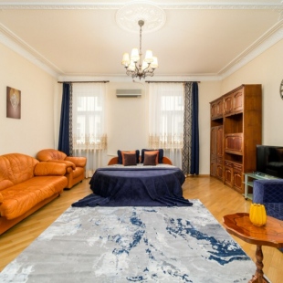 Фотография квартиры Апартаменты 3 спальни у Казанского собора 10 гостей