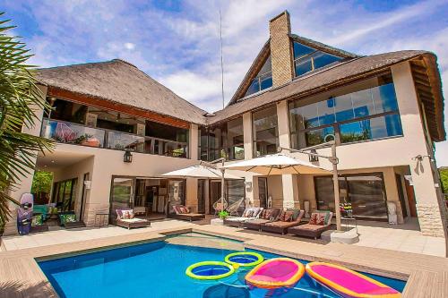 Фотография гостевого дома Vaal River YOLO Spaces - Vaal River Bush Lodge