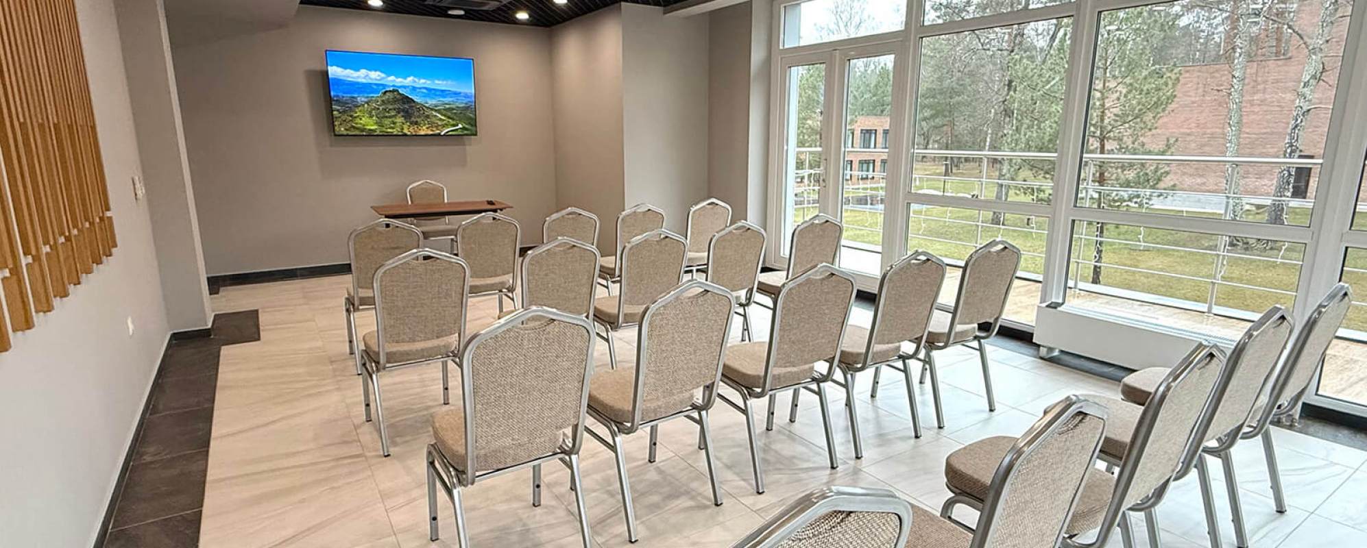 Фотографии конференц-зала Зал Берёза