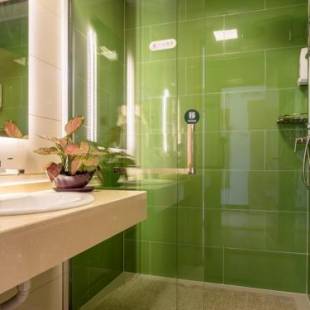 Фотографии гостиницы
GreenTree InnChangZhou Wujin District Huangli Town Taoyuan Road Express Hotel