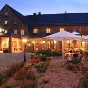 Фотографии гостиницы
Sonnenhotel Hoher Hahn