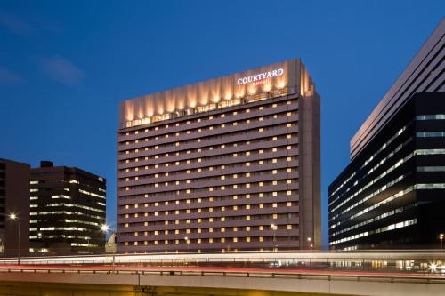 Фотография гостиницы Courtyard by Marriott Shin-Osaka Station