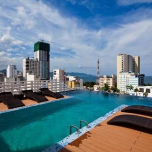 Фотографии гостиницы 
            Golden Holiday Hotel