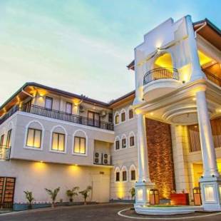 Фотографии гостиницы
Royal Classic Resort