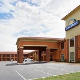 Фотографии мотеля
Days Inn by Wyndham Dilley