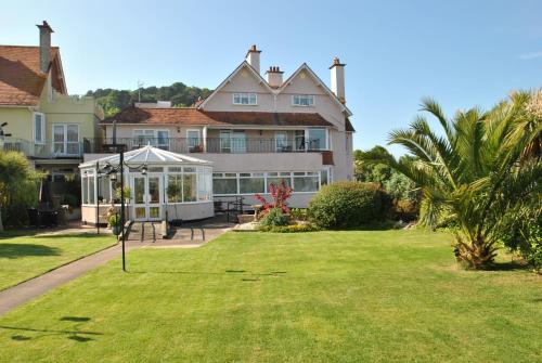 Фотография мини отеля Beachside Suites