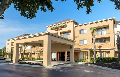 Фотография гостиницы Courtyard by Marriott Pensacola