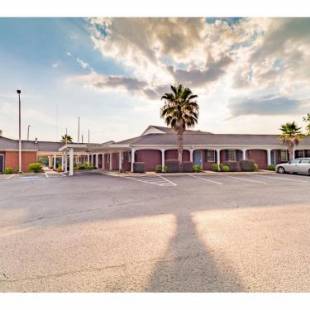 Фотографии мотеля
Winton Inn & Suites