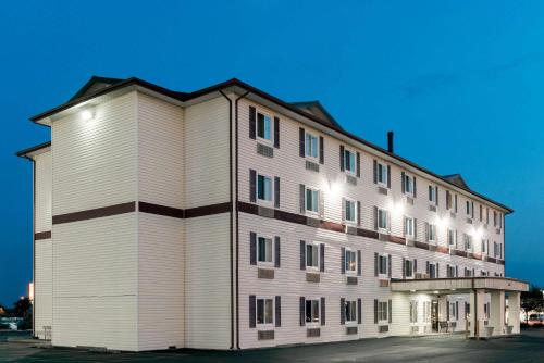 Фотография гостиницы Super 8 by Wyndham Springfield East