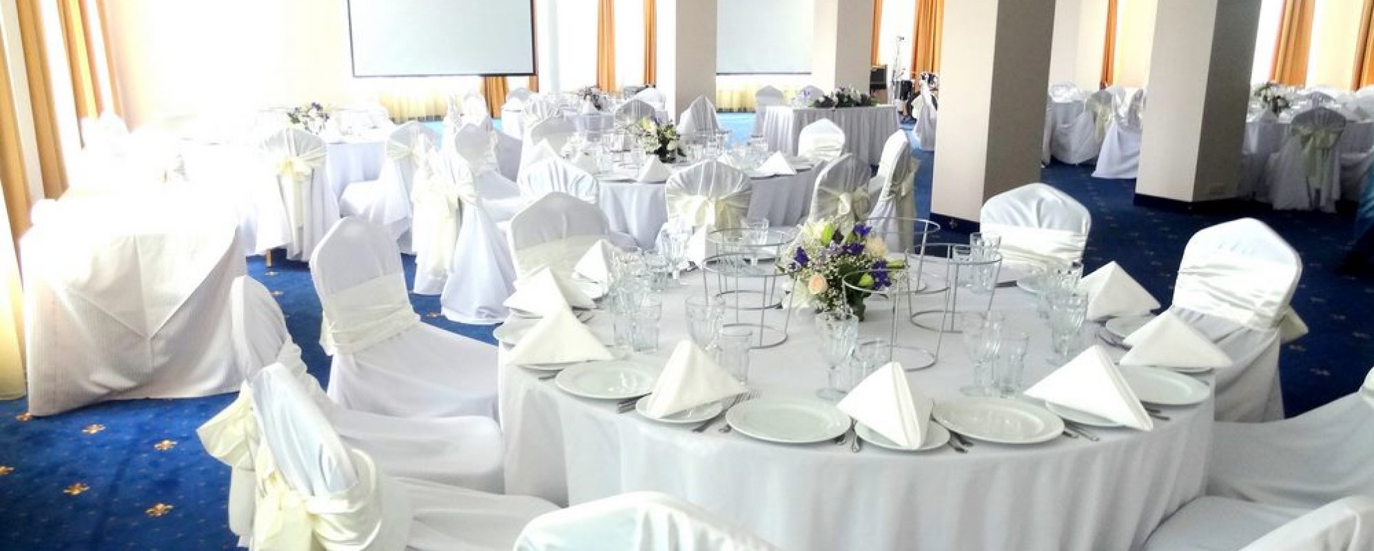 Фотографии банкетного зала Нева