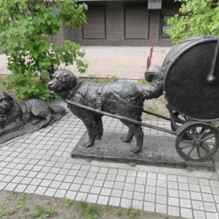Фотография Памятник собакам-литаврщикам 43-го пехотного полка 