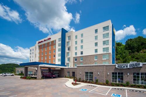 Фотография гостиницы Hampton Inn & Suites by Hilton Nashville North Skyline