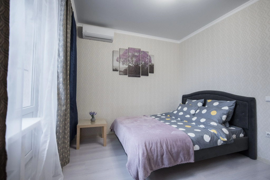 Фотография квартиры Апартаменты Smile Apartments Уютная Студия с Балконом