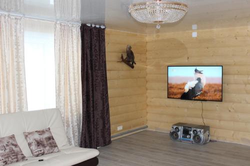 Фотографии гостевого дома 
            Школьная, 10