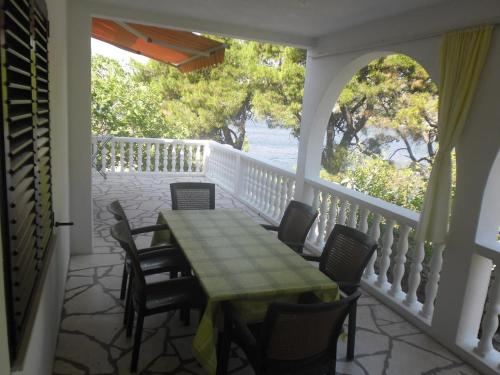 Фотография гостевого дома Apartments by the sea Rogoznica - 11425