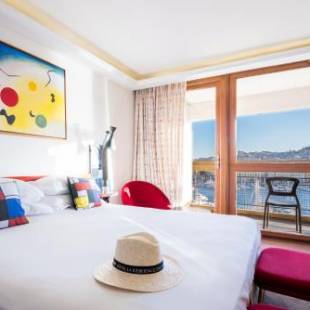 Фотографии гостиницы 
            La Residence Du Vieux Port